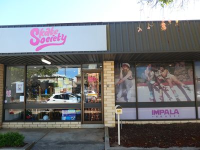skate-society-and-skater-hq-1