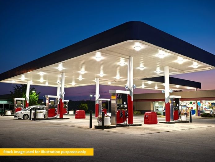 service-station-located-20-mins-from-the-cbd-0