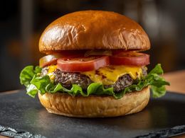 Managed Licensed Casual Cafe & Takeaway Nights Only- Prime Corner Location 