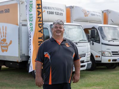 handy-truck-established-transport-network-for-sale-master-rights-opportunity-3