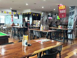 OBJ's Sports Bar - Townsville