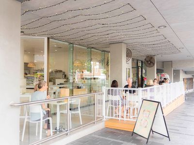 the-beet-bar-cafe-prime-townsville-cbd-location-2
