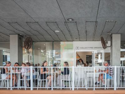the-beet-bar-fully-managed-cafe-townsville-cbd-2