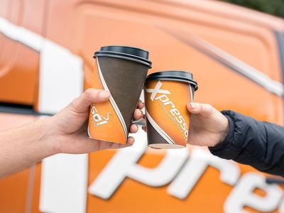 xpresso-mobile-cafe-coffee-van-franchise-townsville-1