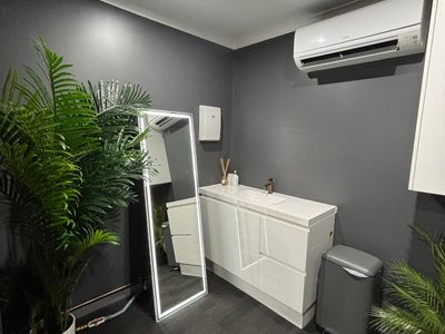 vogue-tan-boutique-fully-automated-townsville-5