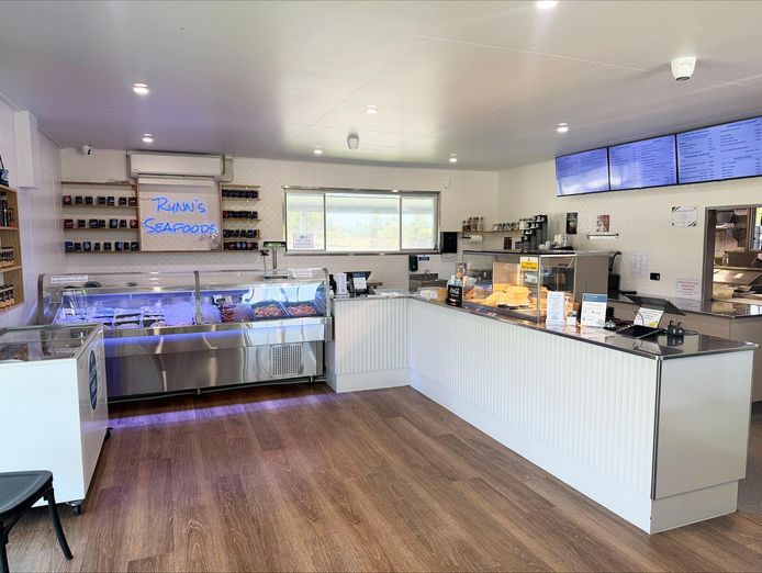 freehold-fish-chips-takeaway-bowen-2