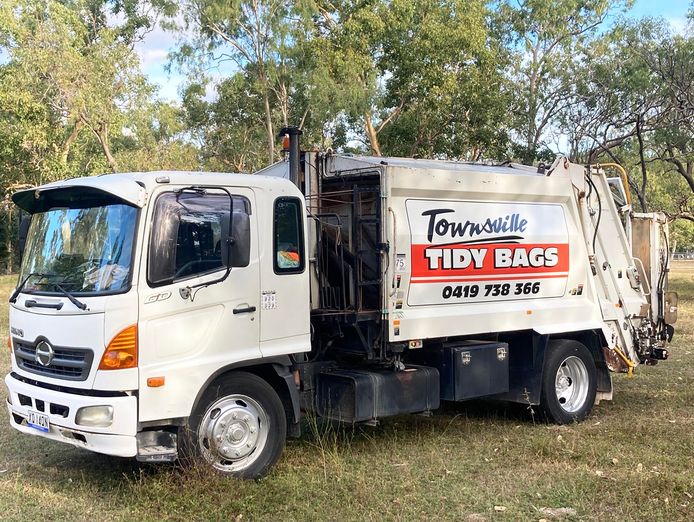townsville-tidy-bags-green-waste-service-0