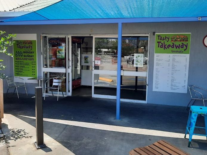 tasty-eats-takeaway-fish-chips-townsville-0