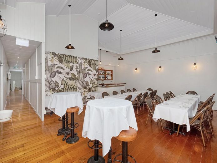 the-balcony-restaurant-townsville-3