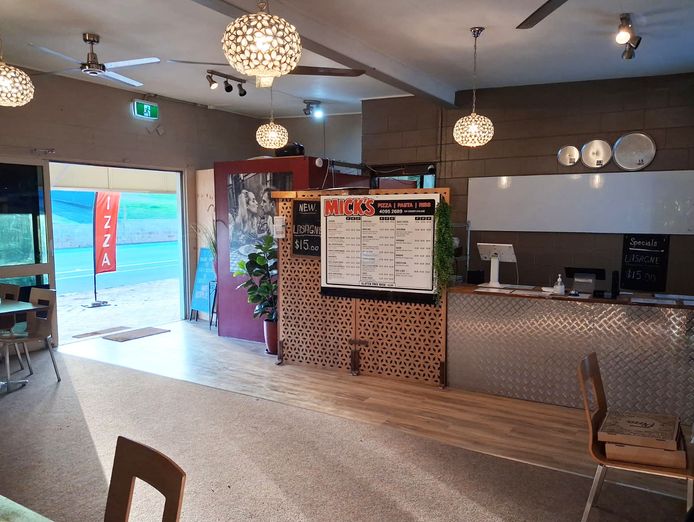 micks-pizza-pasta-ribs-freehold-business-atherton-tablelands-fnq-1