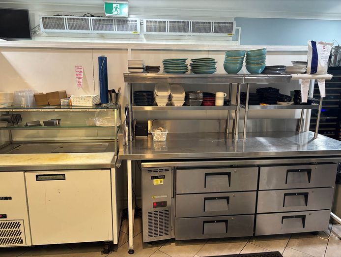 kiosk-on-the-strand-fish-chips-takeaway-townsville-8