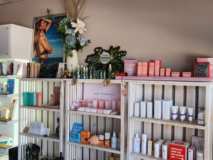 beaute-at-the-ville-salon-collinsville-2