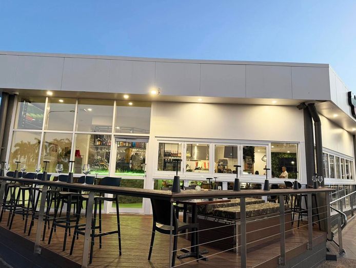 townsville-pizzeria-bar-grill-2