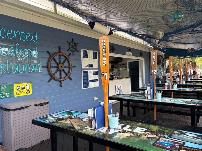 seafood-restaurant-pancake-house-magnetic-island-2