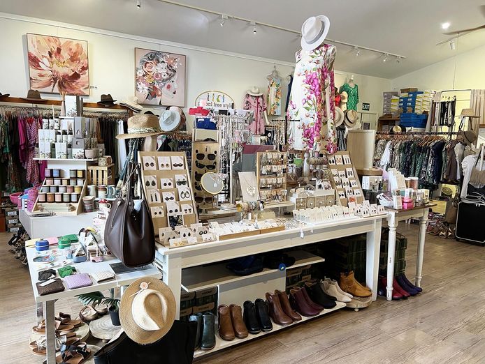 global-free-style-fashion-atherton-tablelands-8