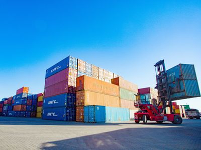 embrace-sustainable-logistics-back-innovative-urban-delivery-solutions-0