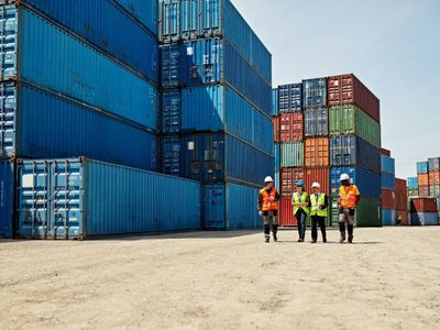 embrace-sustainable-logistics-back-innovative-urban-delivery-solutions-2
