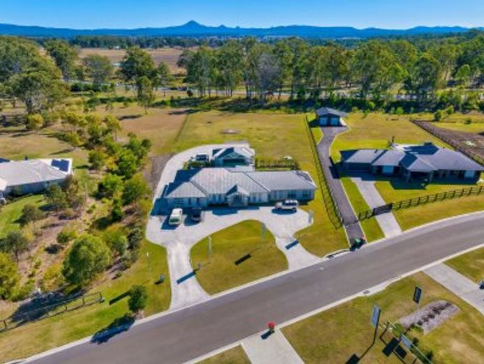 award-winning-designer-and-builder-of-residential-homes-2
