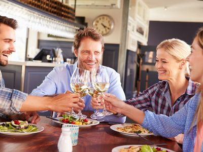 exceptional-profitable-licenced-cafe-central-sunshine-coast-great-location-0