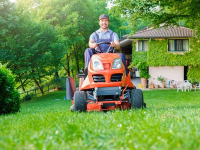 long-established-lawn-and-property-maintenance-0