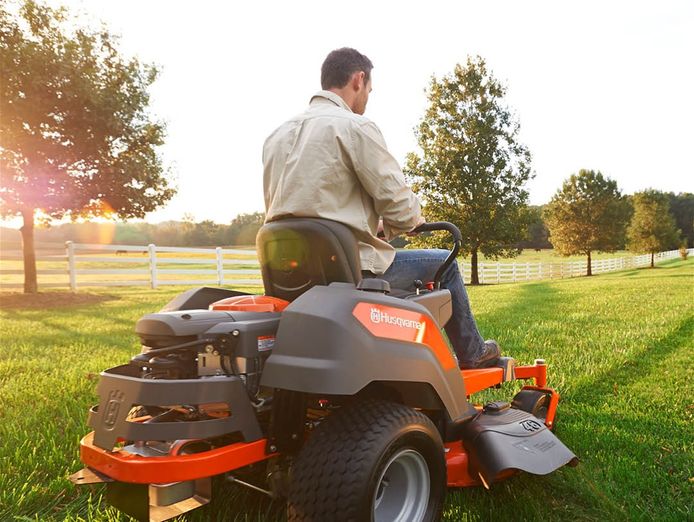 highly-profitable-outdoor-power-equipment-retail-sales-amp-service-business-0