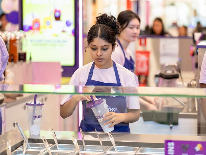 serve-smiles-daily-start-your-beverage-franchise-in-whitfords-wa-1