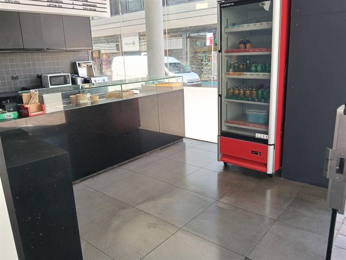 fitted-takeaway-food-shop-neutral-bay-equipment-fit-out-sale-2