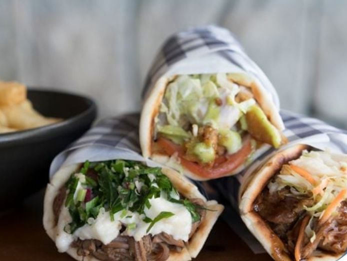 for-sale-high-traffic-location-yeeros-shop-high-takings-with-a-good-lease-0