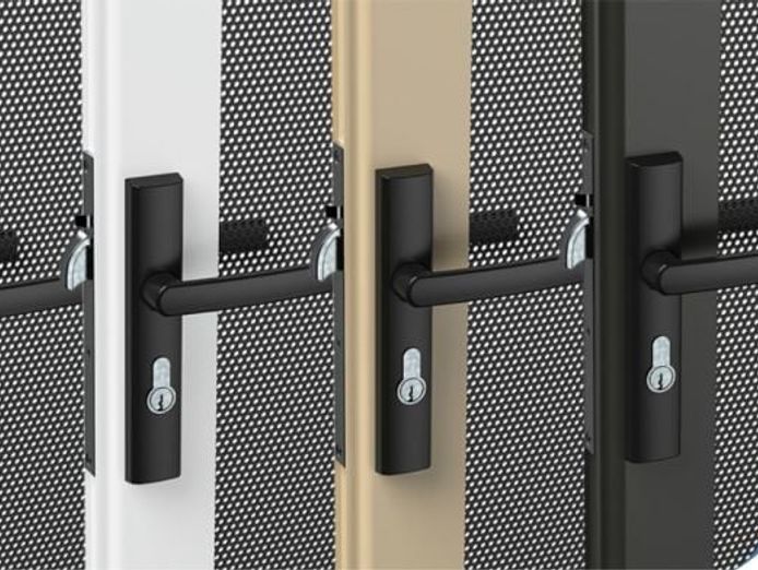 manufacturing-and-installation-of-screen-doors-21-years-established-nsw-0