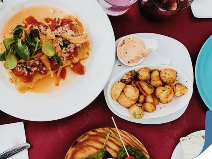 for-sale-southern-suburb-italian-restaurant-18-years-est-good-low-rent-1