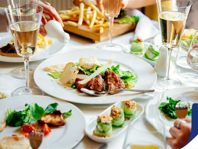 for-sale-coastal-licensed-restaurant-high-turnover-high-profits-great-rent-0