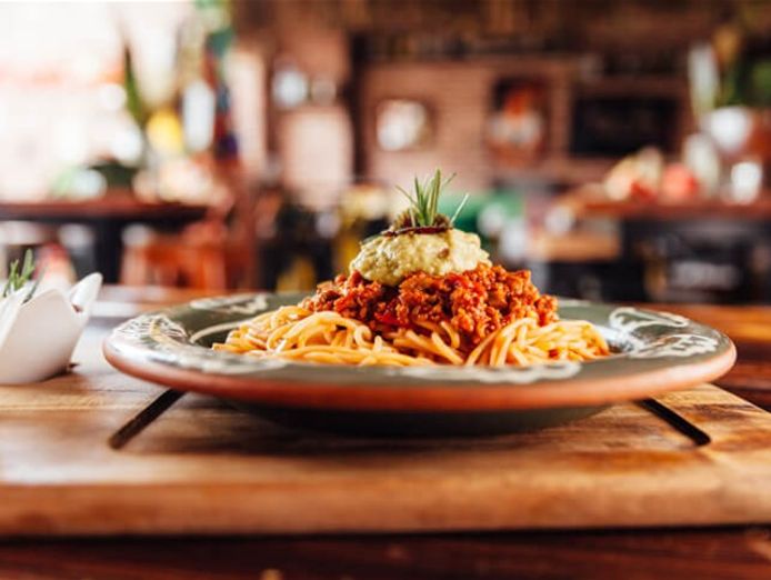 sydney-harbour-position-italian-restaurant-great-profits-huge-potential-0