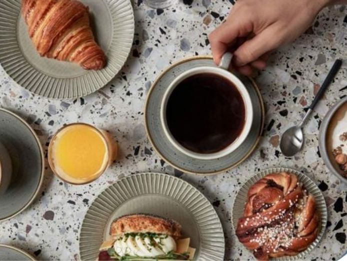 for-sale-iconic-busy-cafe-highly-profitable-inner-city-darlinghusrt-sydney-0