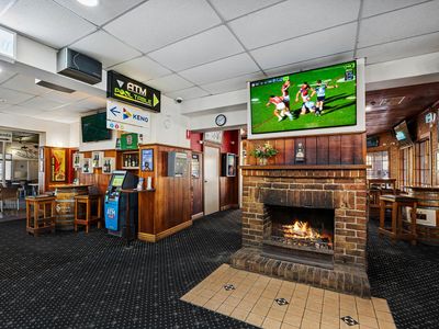 for-sale-freehold-hotel-in-one-of-nsw-39-s-most-popular-destinations-4
