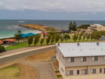 motel-amp-chalet-village-wa-going-concern-8-182-sqm-0