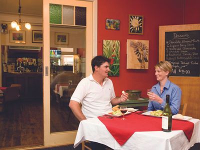 stunning-guest-house-central-west-4