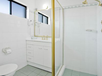 motel-leasehold-for-sale-nsw-south-coast-prime-economic-amp-commercial-hub-4