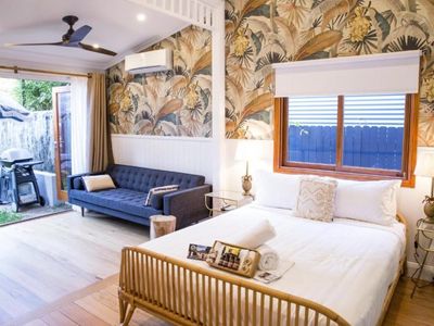 stylish-guesthouse-for-sale-byron-bay-2