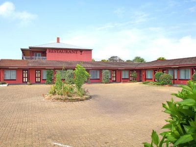 motel-for-sale-northern-tablelands-new-england-region-stunning-presentatio-1