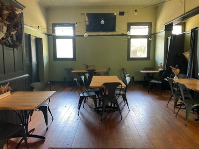 fully-equipped-leasehold-hotel-ground-floor-caledonian-hotel-maitland-4