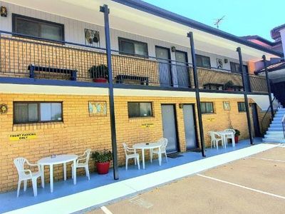 motel-for-sale-new-south-western-slopes-strong-regional-town-1