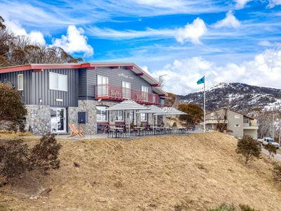 refurbished-snowy-mountains-inn-guthega-inn-kosciuszko-national-park-0