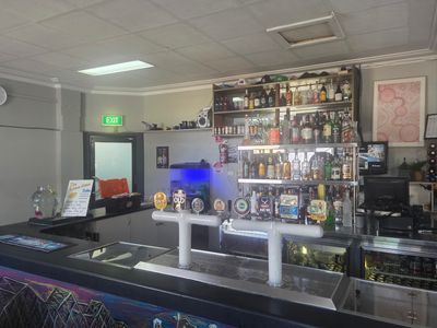 freehold-hotel-for-sale-lachlan-hotel-cowra-nsw-1
