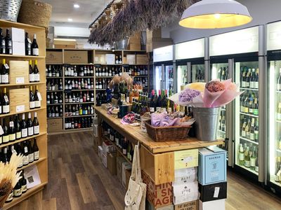 liquor-store-for-sale-palm-beach-area-0