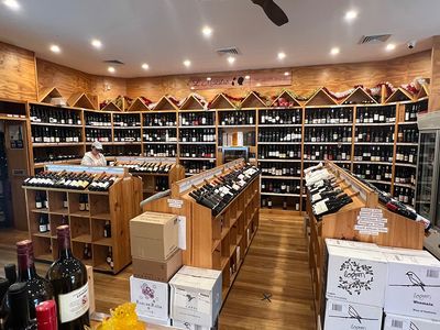 liquor-store-for-sale-north-shore-0