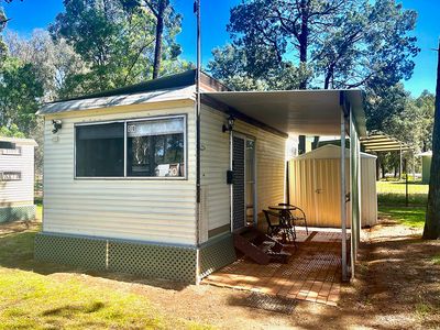 well-presented-caravan-park-riverina-district-new-south-wales-2