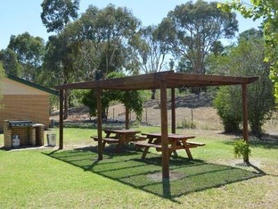 leasehold-for-sale-in-young-4