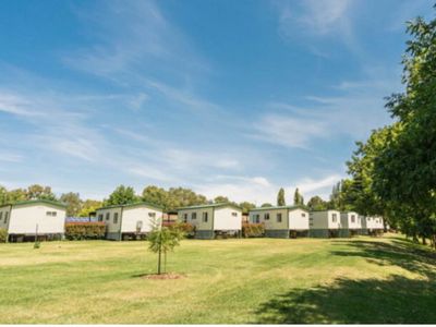 well-presented-caravan-park-riverina-district-new-south-wales-3