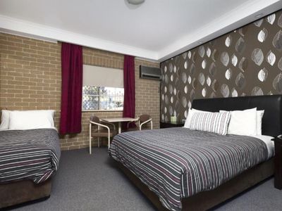 freehold-motel-for-sale-in-queanbeyan-2