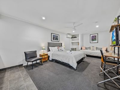 stunning-freehold-accommodation-in-bright-victoria-2